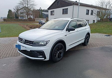 VW Tiguan Allspace Volkswagen 2.0 TDI SCR 4Motion DSG Highline