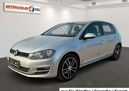 VW Golf Volkswagen Lim. 1.2 TSI Comfort BMT Klima SHZ PDC