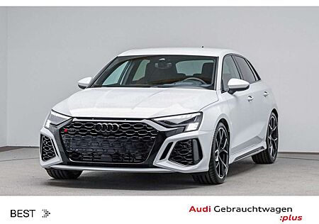 Audi RS3 MATRIX*RS-AGA*NAVI*B&O*HUD*19ZOLL