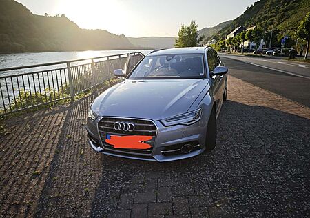 Audi S6 Avant