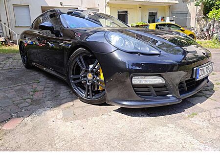 Porsche Panamera 4S PDK