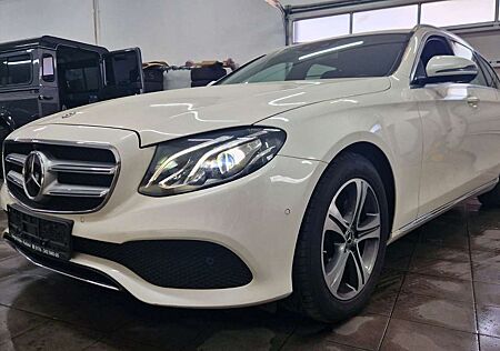 Mercedes-Benz E 220 d Designo Widescreen Head Up Distronic