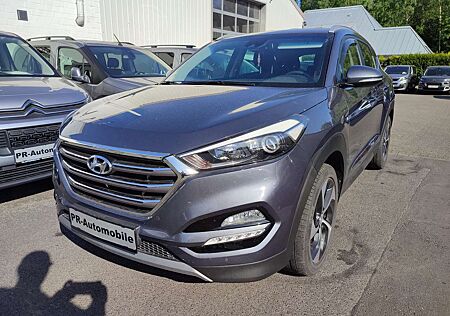Hyundai Tucson blue 1.7 CRDi Klimaaut/AHK/Navi+Cam/Alu19"/Automat