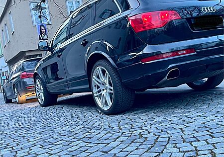 Audi Q7 3.0 TDI DPF quattro tiptronic