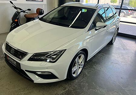 Seat Leon ST 1.8 TSI DSG FR+AHK+Navi+LED+PDC+SHZ+17"
