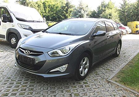 Hyundai i40 i40cw 2.0 Style 1.Hand
