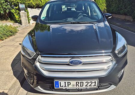 Ford Kuga 1.5 EcoBoost 2x4 Trend