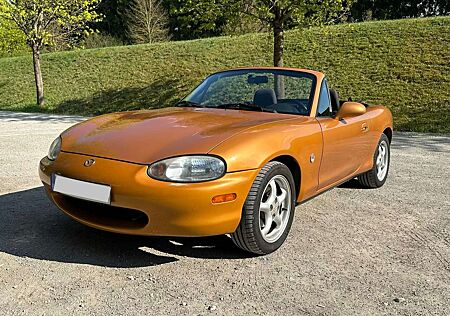 Mazda MX-5 1.6i 16V