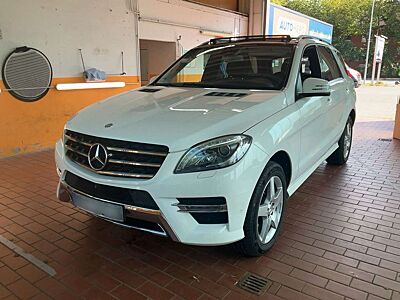 Mercedes-Benz ML 350 CDI BlueTec 4Matic AMG-Paket