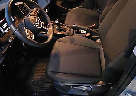 Audi A1 allstreet S tronic fast neu