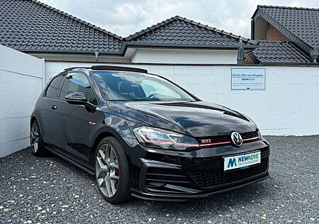 VW Golf Volkswagen VII GTI Performance Pano Virtual Carplay