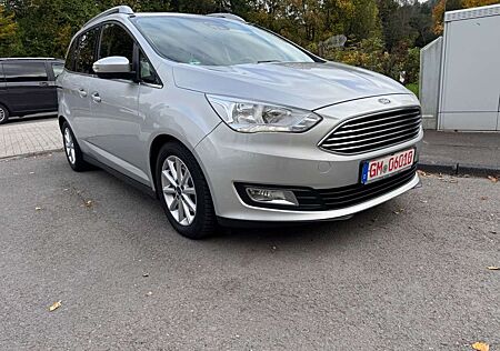 Ford Grand C-Max gebraucht kaufen Ford Grand C-Max TitaniumNaviKlima8FachScheckhGarant