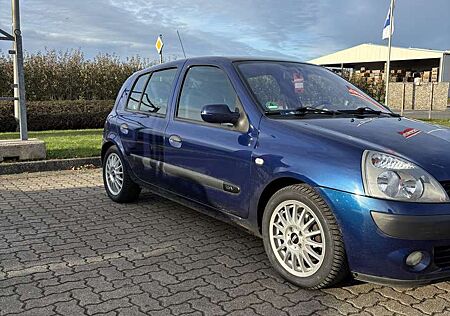 Renault Clio 1.2 16V Confort Authentique