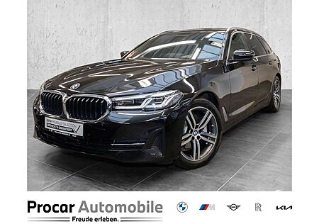 BMW 520 d xDrive HK HiFi DAB LED WLAN RFK el. Sitze