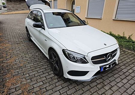 Mercedes-Benz C 43 AMG AMG C 43 4Matic T 9G-TRONIC