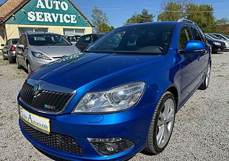 Skoda Octavia Combi RS*DSG*Xenon*Leder*Navi*PDC*AHK*