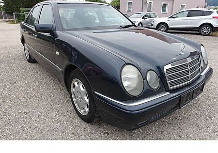 Mercedes-Benz E 230 E -Klasse Lim.Klima eGHSD 8xAlu rostfrei
