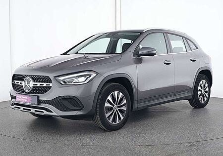 Mercedes-Benz GLA 180 Style Navi|Kamera|SichtPaket|Business