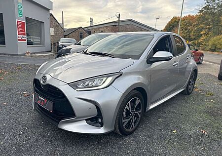 Toyota Yaris Hybrid Style Comfort/PDC/TW/LED/CarPlay