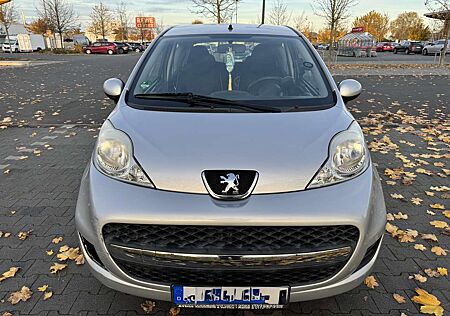 Peugeot 107 70 2-Tronic Filou