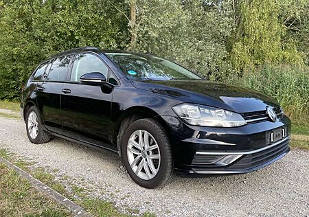 VW Golf Volkswagen VII Comfortline 2.0 TDI Automatik Tüv=04/27