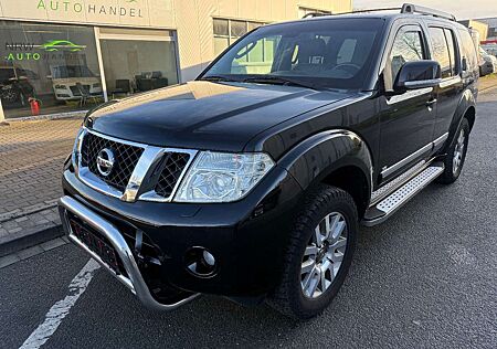 Nissan Pathfinder 3.0 dCi LE 7-Sitzer Leder Navi Kamera