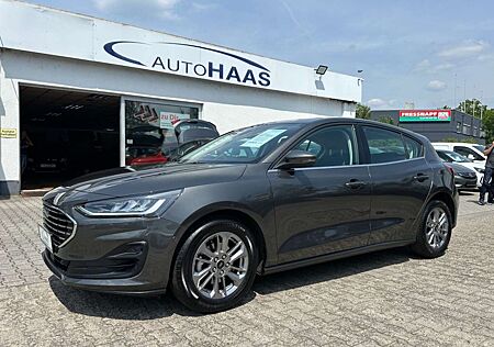 Ford Focus EcoBoost 8 Tkm*Titanium*CAM*ACC*SH+*