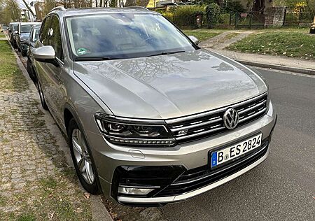 VW Tiguan Volkswagen R-Line 4Motion ERSTE HAND von Privat
