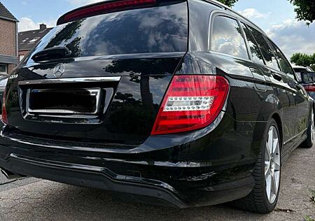 Mercedes-Benz C 180 T CGI BlueEfficiency (204.231)