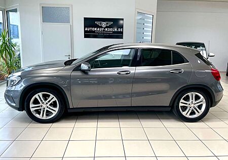 Mercedes-Benz GLA 200 Business Paket/Navi/Panoramdach/Teillede