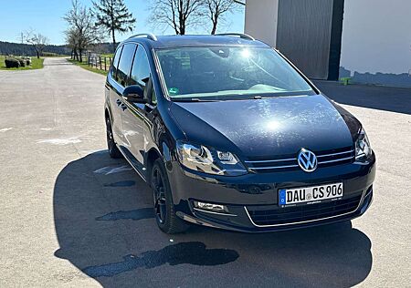 VW Sharan Volkswagen 2.0 TDI DSG (BMT) Highline 7 Sitzer, AHK,