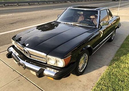 Mercedes-Benz SL 560