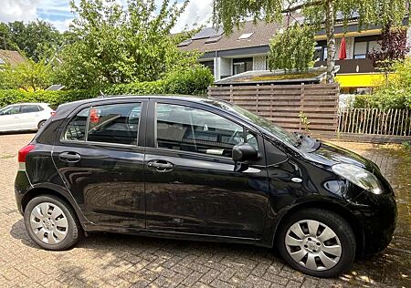 Toyota Yaris 1.0 VVT-i