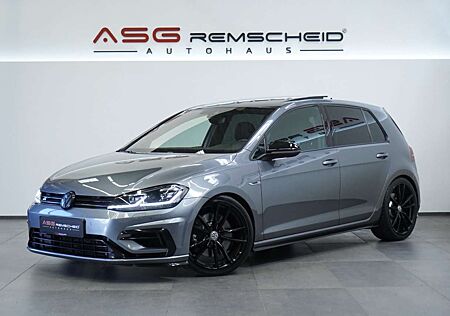 VW Golf Volkswagen 7R 4M DSG *19 *ACC*Digital*Akrapovic*Pano