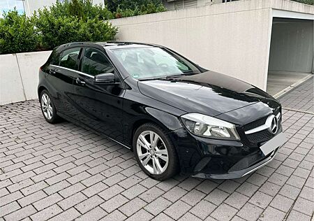 Mercedes-Benz A 180 BlueEfficiency (176.042)