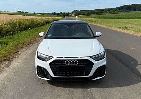 Audi A1 Sportback 35 TFSI Sportback S line