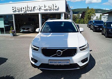 Volvo XC 40 XC40 B4 Benzin 2WD Momentum Pro Aut/BLIS/19"/LED
