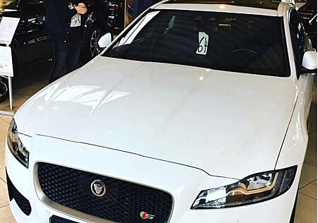 Jaguar XF S