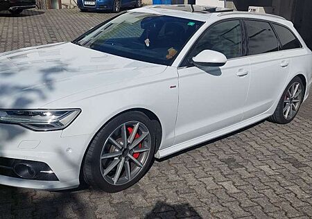 Audi A6 Avant 3.0 TDI quattro tiptronic