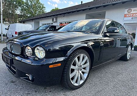 Jaguar XJ 2.7 D XJ6 Executive*FACELIFT*LEDER*NAVI*XENON