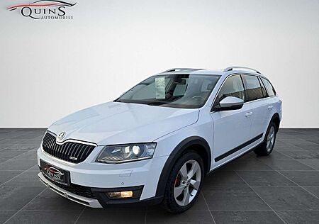 Skoda Octavia Combi Scout 4x4 TÜV NAVI AHK PDC AUTOMAT