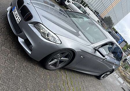 BMW 530d 530 Touring Blue Performance Sport-Aut. M-paket