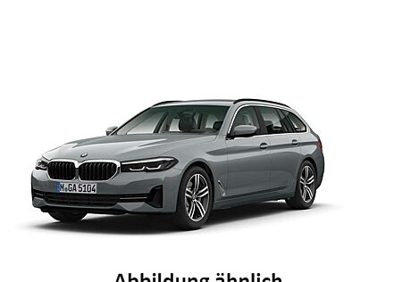 BMW 530 i touring M Sport/HUD/Panorama/Navigation