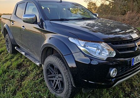 Mitsubishi L200 +Pick+Up+4x4+S