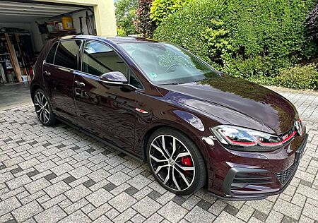 VW Golf GTI Volkswagen (BlueMotion Technology) DSG Performance