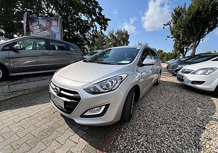 Hyundai i30 cw blue Trend