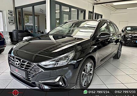 Hyundai i30 cw 1.6T-GDI Trend LED*Navi*Kamera*CarPlay