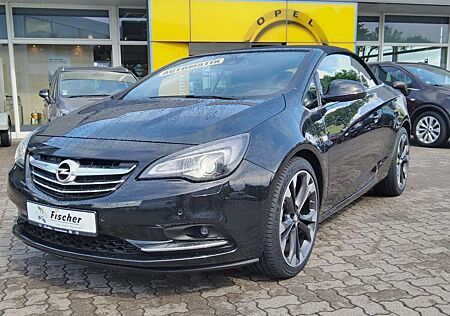 Opel Cascada Ultimate / NAVIGATION / AGR-Ledersitze beheizt