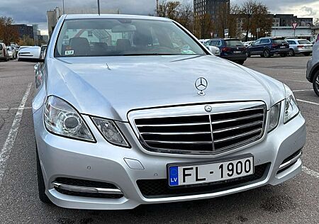 Mercedes-Benz E 200 CDI DPF BlueEFFICIENCY 7G-TRONIC Avantgarde