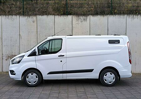 Ford Transit Custom 320 3Sitz AHK Navi PDC ZRneu